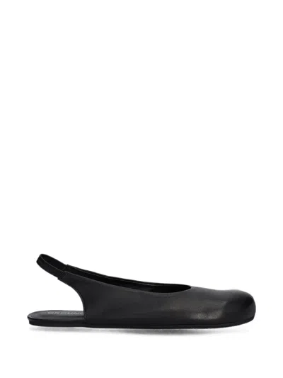 Groundies Arc Slingback Pumps In Black