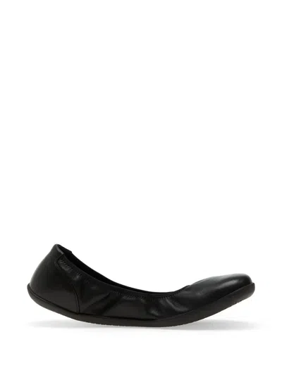 Groundies Lily 3.0 Leather Ballet Flats In Black
