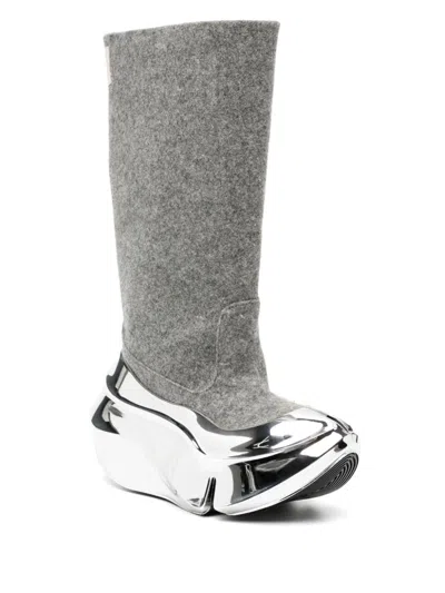Grounds Orca Boots In Grey
