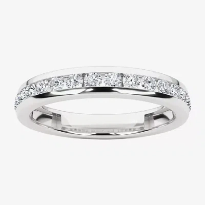 Grown Gorgeous (f In White