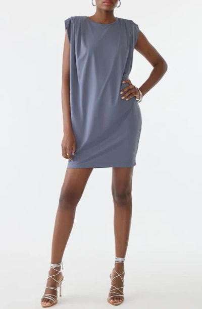 Gstq Pleated Padded Shoulder Shift Dress In Slate Grey