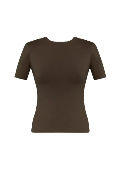 Guaja. Studio Women's Nineties Fitted T-shirt - Brown