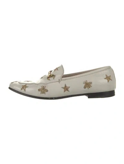 Pre-owned Gucci 1955 Horsebit Accent Leather Loafers In White