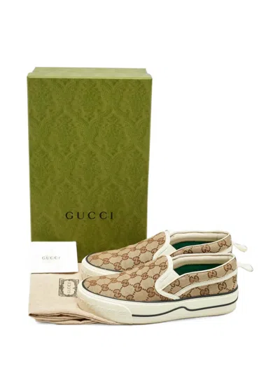 Pre-owned Gucci 1977 Logo-print Sneakers In Neutrals