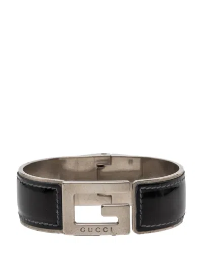 Pre-owned Gucci 1990-2000 Leather And Brass G Cuff Bracelet Costume Bracelet In Black