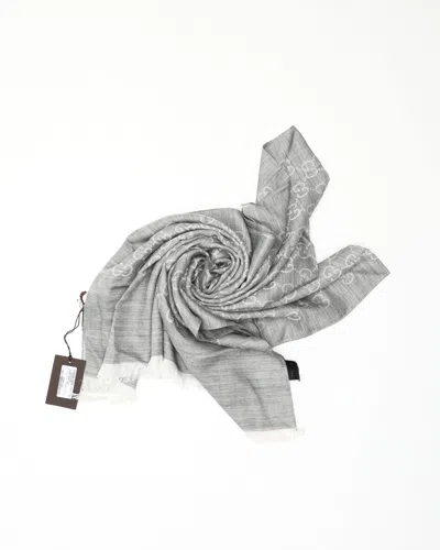 Gucci 200 Ssima Wool Scarf In Gray