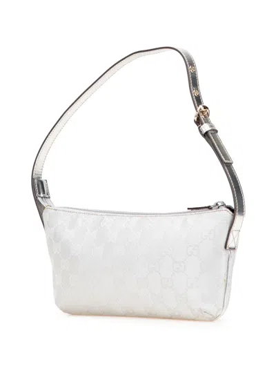 Pre-owned Gucci 2000-2015 Gg Canvas Boat Shoulder Bag In Gray
