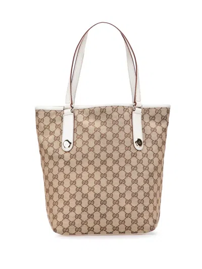 Pre-owned Gucci 2000-2015 Gg Canvas Charmy Tote Bag In Brown