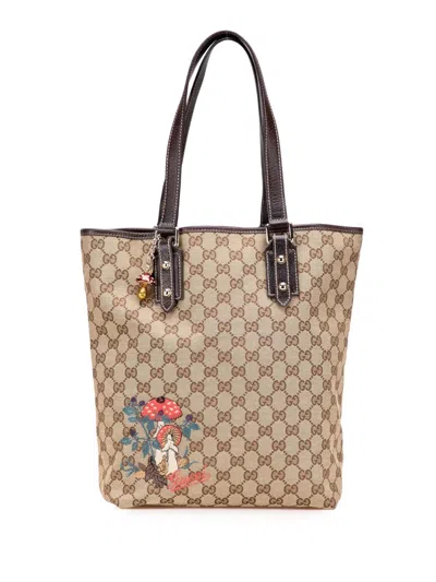 Pre-owned Gucci 2000-2015 Gg Canvas Embroidered Mushroom Tote Bag In Brown