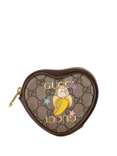 Pre-owned Gucci 2000-2015 Gg Supreme Bananya Purse Coin Pouch In Brown