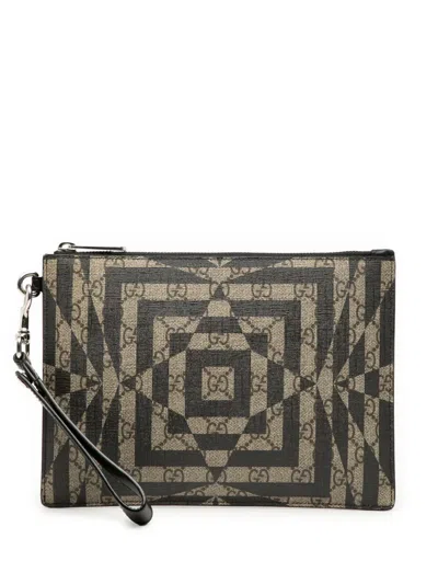 Pre-owned Gucci 2000-2015 Gg Supreme Caleido Clutch Bag In Brown