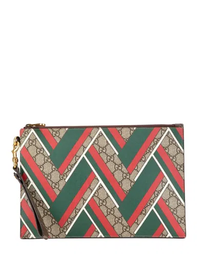 Pre-owned Gucci 2000-2015 Gg Supreme Chevron Clutch Bag In Brown