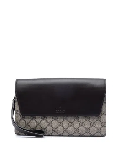 Pre-owned Gucci 2000-2015 Gg Supreme Clutch Bag In Brown