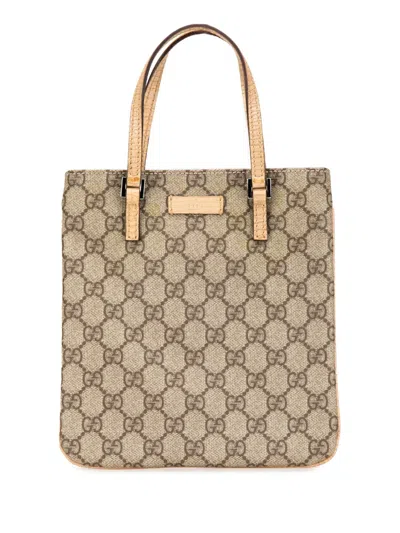 Pre-owned Gucci 2000-2015 Gg Supreme Handbag In Brown