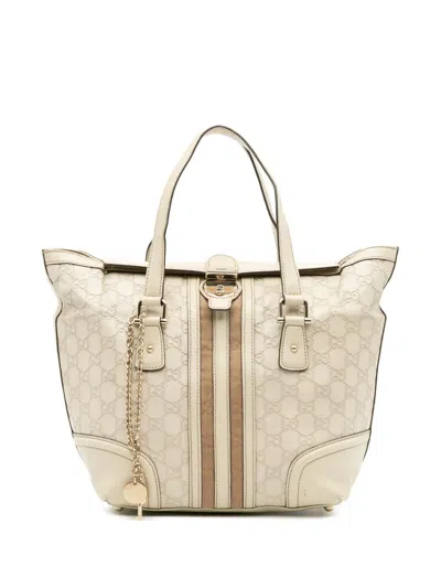 Pre-owned Gucci 2000-2015 Ssima Treasure Handbag In White