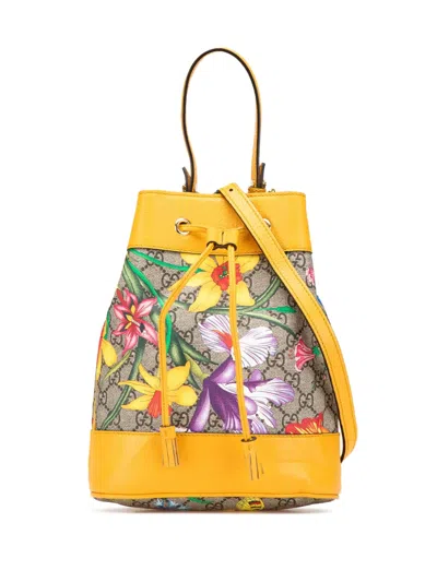 Pre-owned Gucci 2000-2015 Small Gg Supreme Flora Bucket Bag