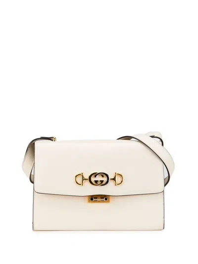 Pre-owned Gucci 2000-2015 Small Grainy Calfskin Zumi Flap Crossbody Bag In White