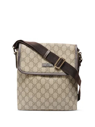 Pre-owned Gucci 2000-2010s Gg Supreme Shoulder Bag In Neutral