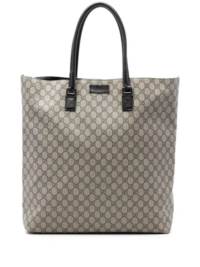 Pre-owned Gucci 2000-2015 Extra Large Gg Supreme Vertical Tote Bag In Neutral