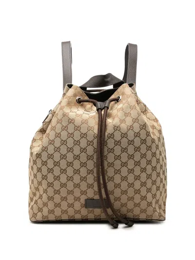 Pre-owned Gucci 2000-2015 Gg Canvas Drawstring Backpack In Neutrals
