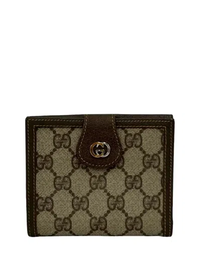 Pre-owned Gucci 2000-2015 Gg Supreme Bifold Wallet Small Wallets In Neutral