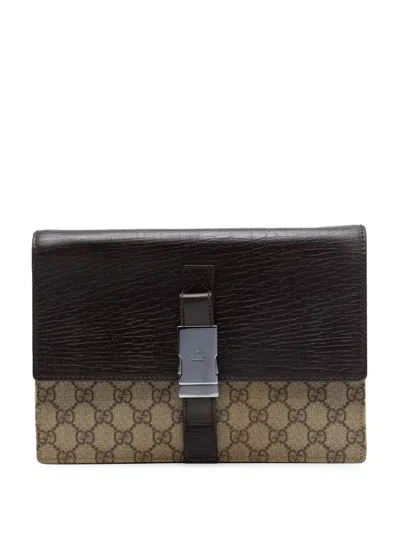 Pre-owned Gucci 2000-2015 Gg Supreme Clutch Bag In Neutral