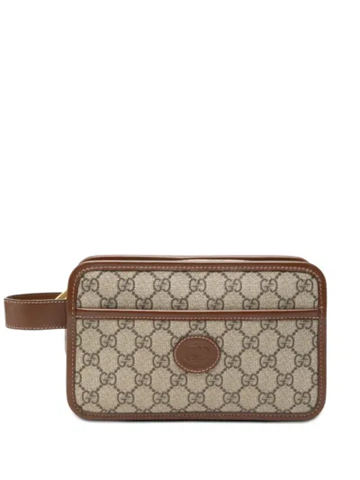 Pre-owned Gucci 2000-2015 Gg Supreme Interlocking G Clutch Bag In Neutral