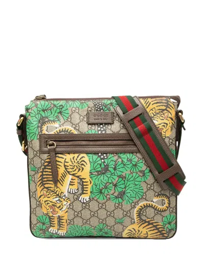 Pre-owned Gucci 2000-2015 Gg Supreme Web Bengal Crossbody Bag In Neutral