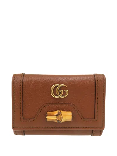 Pre-owned Gucci 2000-2015 Grained Calfskin Diana Bamboo Compact Wallet Small Wallets In Brown