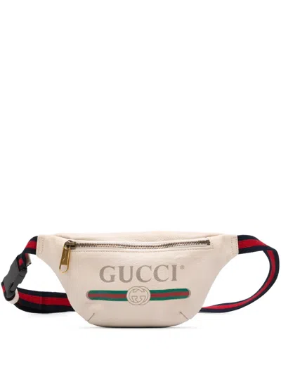 Pre-owned Gucci 2000-2015 Small Grained Calfskin Logo Belt Bag In White