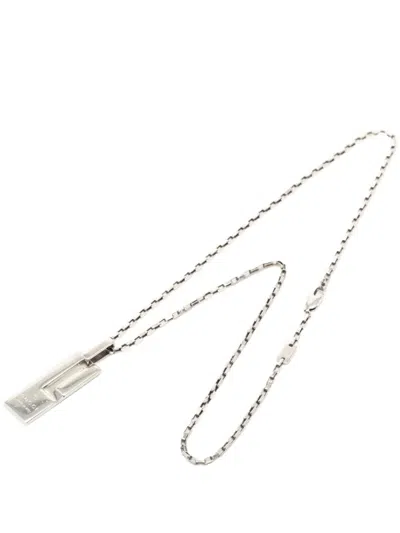Pre-owned Gucci 2000-2015 Sterling Silver G Plate Pendant Necklace Costume Necklace