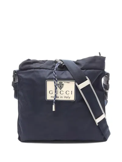 Pre-owned Gucci 2000s Crest Logo-plaque Shoulder Bag In Blue