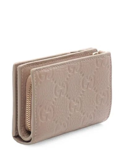 Pre-owned Gucci 2000s Gg Monogram Bi-fold Wallet In Neutrals
