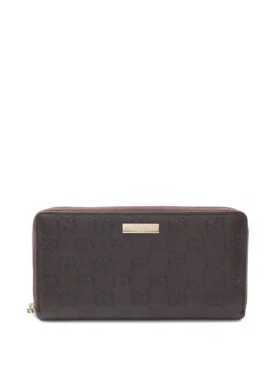 Pre-owned Gucci 2000s Zip-around Leather Wallet In Brown