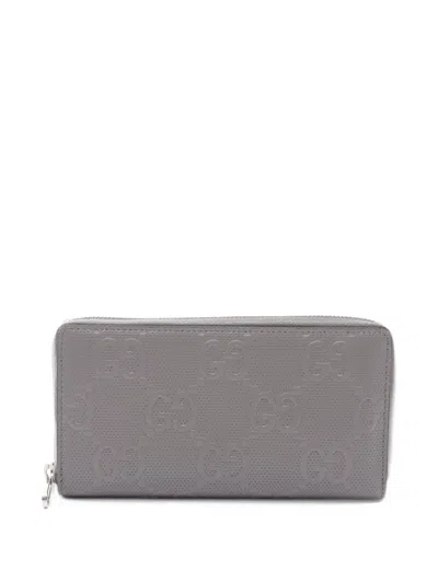 Pre-owned Gucci 2010s Gg Embossed Wallet In Grey