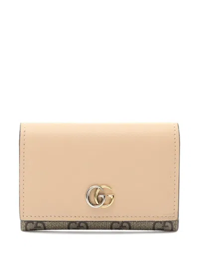 Pre-owned Gucci 2010s Gg Supreme Cardholder In Neutral