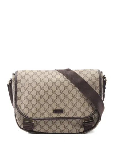 Pre-owned Gucci 2010s Gg Supreme Shoulder Bag In Neutral