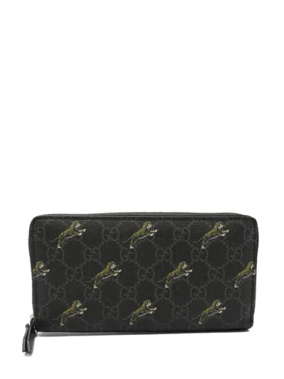 Pre-owned Gucci 2010s Gg Supreme Wallet In Black