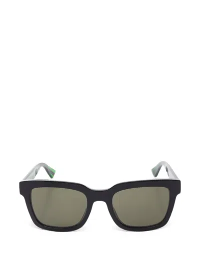 Pre-owned Gucci 2010s Web-stripe Sunglasses In Black