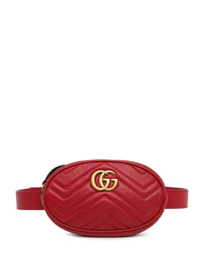 Pre-owned Gucci 2016-2023 Gg Marmont Matelasse Belt Bag In Red