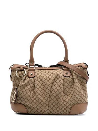 Pre-owned Gucci 2016-2024 Diamante Canvas Sukey Satchel