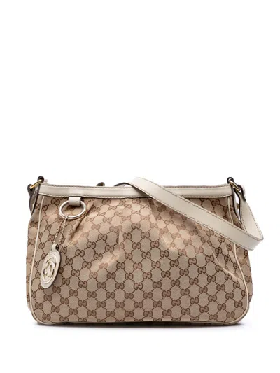 Pre-owned Gucci 2016-2024 Gg Canvas Sukey Crossbody Bag