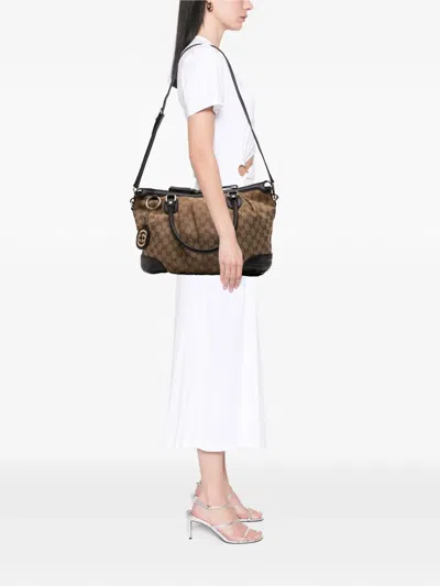 Pre-owned Gucci 2016-2025 Gg Canvas Sukey Satchel In Brown