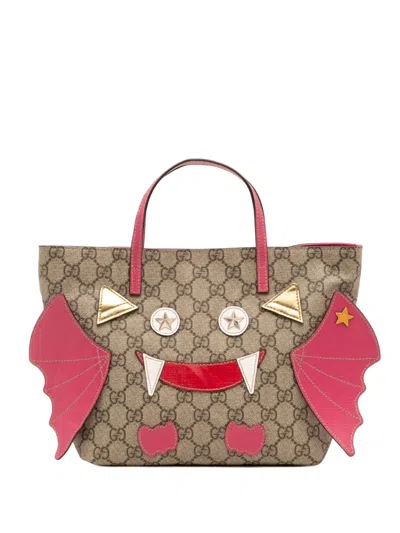 Pre-owned Gucci 2016-2025 Kids Gg Supreme Bat Handbag In Brown