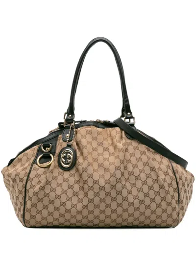 Pre-owned Gucci 2016-2025 Large Gg Canvas Sukey Satchel In Brown