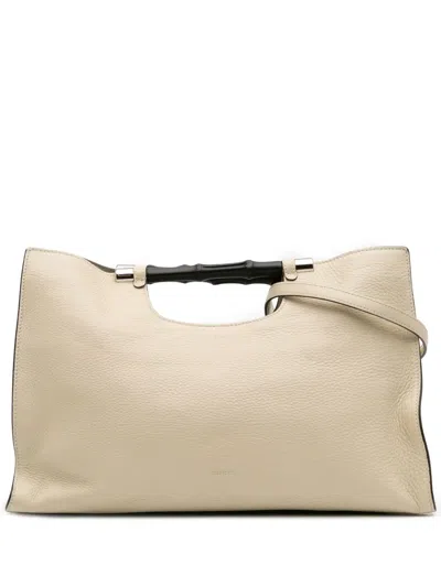 Pre-owned Gucci 2016-2025 Medium Calfskin Bamboo Daily Shopper Satchel In White