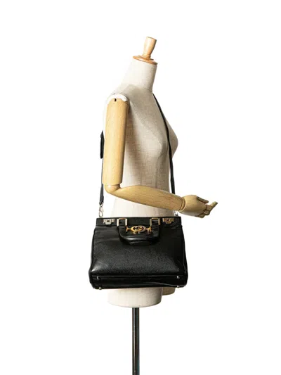 Pre-owned Gucci 2016-2025 Small Grained Calfskin Zumi Top Handle Bag Satchel In Black