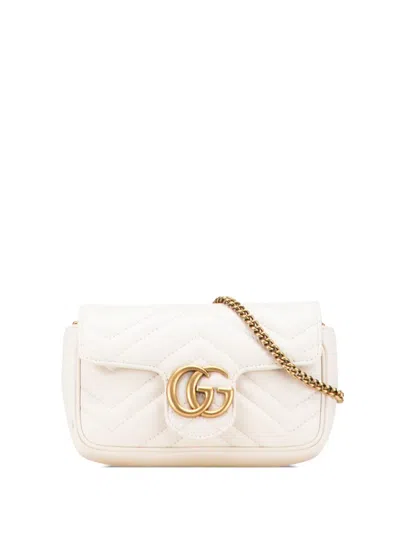Pre-owned Gucci 2016-2025 Super Mini Gg Marmont Matelasse Leather Flap Crossbody Bag In White