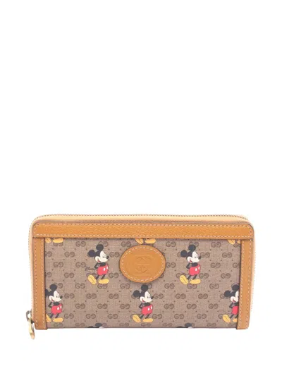 Pre-owned Gucci 2016-2025 X Disney Mickey Mouse Gg Supreme Wallet Long Wallets In Brown