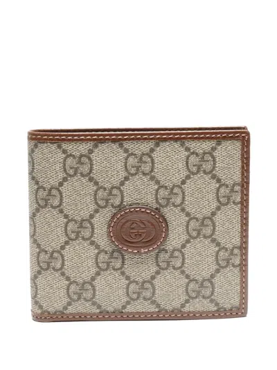 Pre-owned Gucci 2016-2025s Gg Supreme Bi-fold Wallet In Neutral